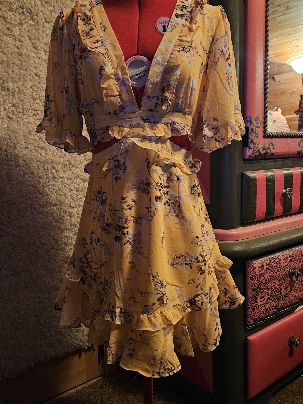 Cute Short Yellow Floral Cutout Ruffle Mini Dress NWT